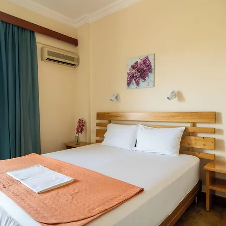 Hercules 2* Ancient Olympia